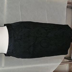 Jenni Kayne straight pencil skirt, size 4, black pattern. NWT